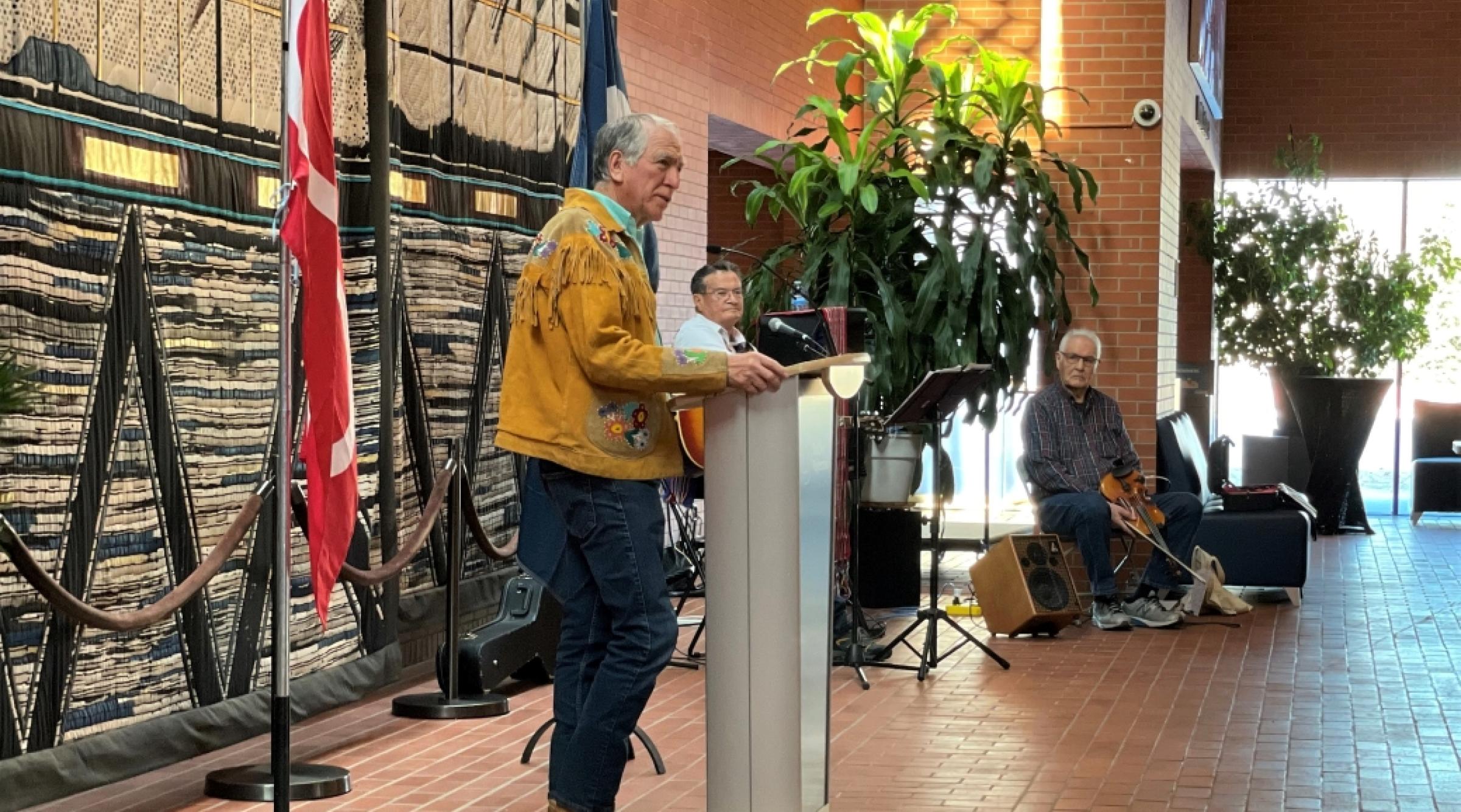 Gilles Allard opening up Metis Week at RDP with a few words